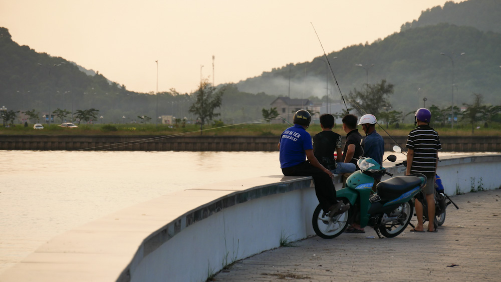 Ha Tien's sunset point is a popular place for locals. 